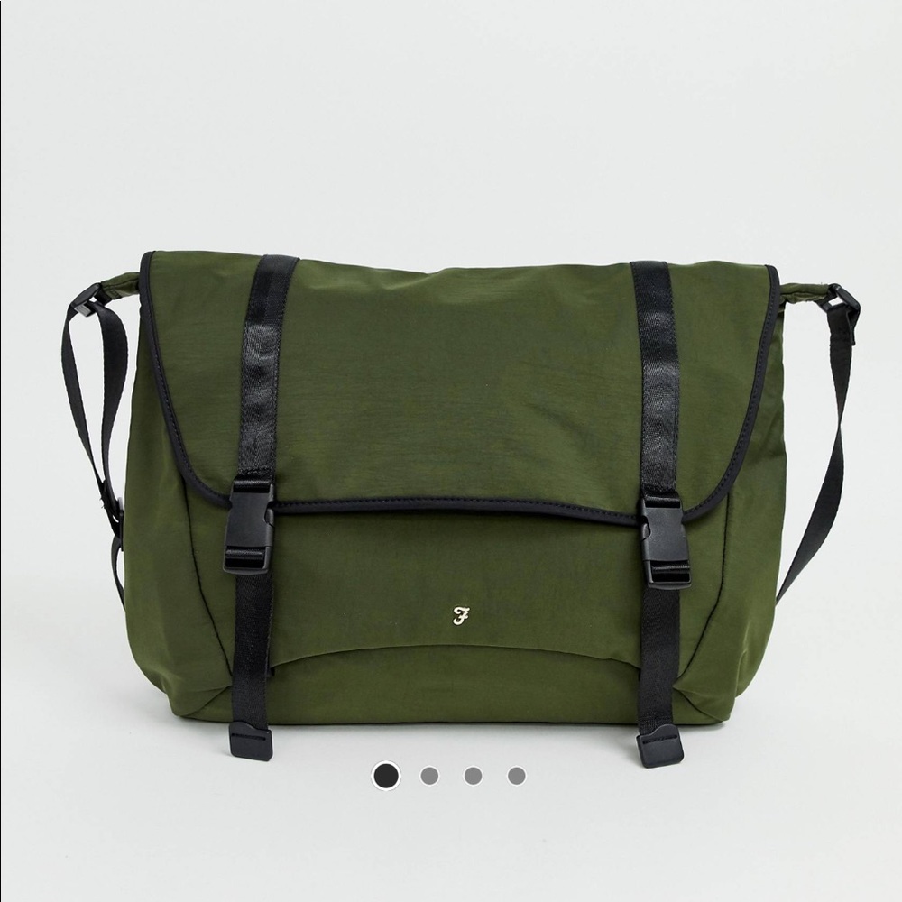 Farah Messenger Bag